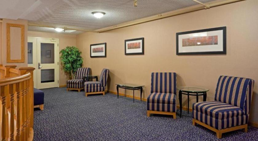 Holiday Inn Express Toronto East - Scarborough By Ihg Exterior foto